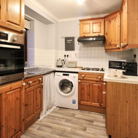 Comfortable 2 Bedroom House With Free Parking Ноттингем Экстерьер фото